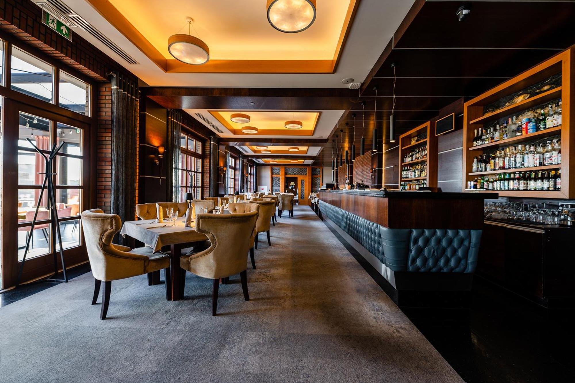 Hotel Alhar Lubliniec Ngoại thất bức ảnh
