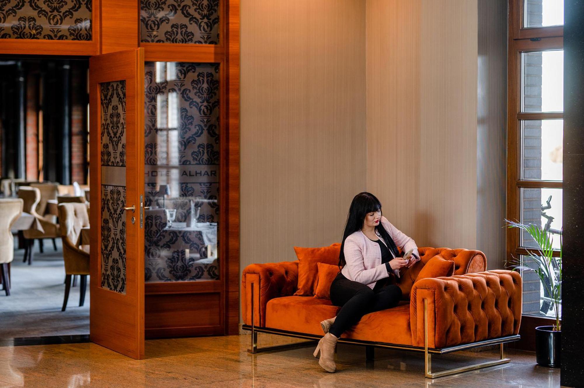 Hotel Alhar Lubliniec Ngoại thất bức ảnh