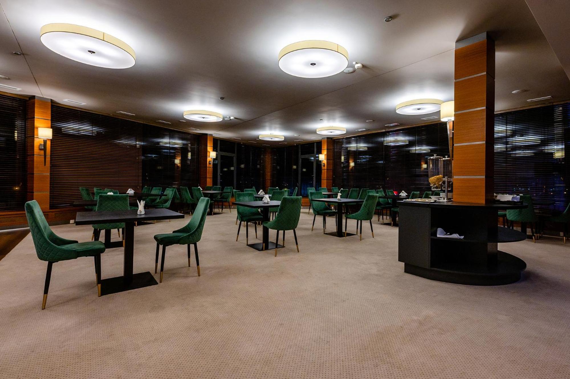 Hotel Alhar Lubliniec Ngoại thất bức ảnh